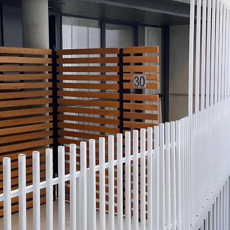 The Gallery Luxe 1 Bedroom Executive Apartment In The Heart Of Braddon Wine Secure Parking Wifi 캔버라 외부 사진