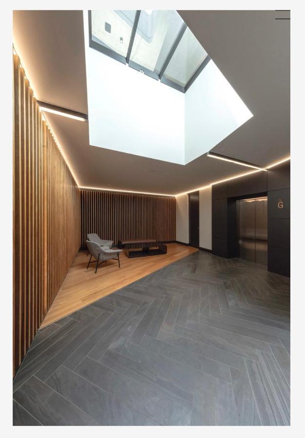 The Gallery Luxe 1 Bedroom Executive Apartment In The Heart Of Braddon Wine Secure Parking Wifi 캔버라 외부 사진