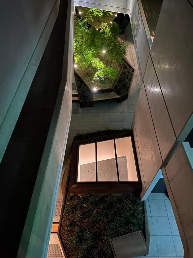 The Gallery Luxe 1 Bedroom Executive Apartment In The Heart Of Braddon Wine Secure Parking Wifi 캔버라 외부 사진