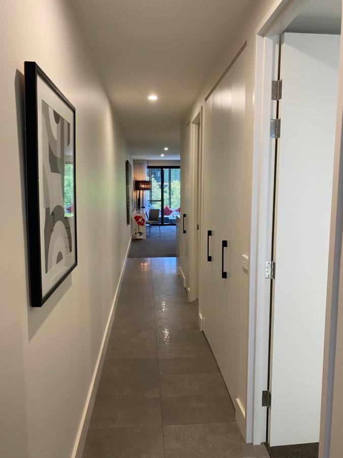 The Gallery Luxe 1 Bedroom Executive Apartment In The Heart Of Braddon Wine Secure Parking Wifi 캔버라 외부 사진