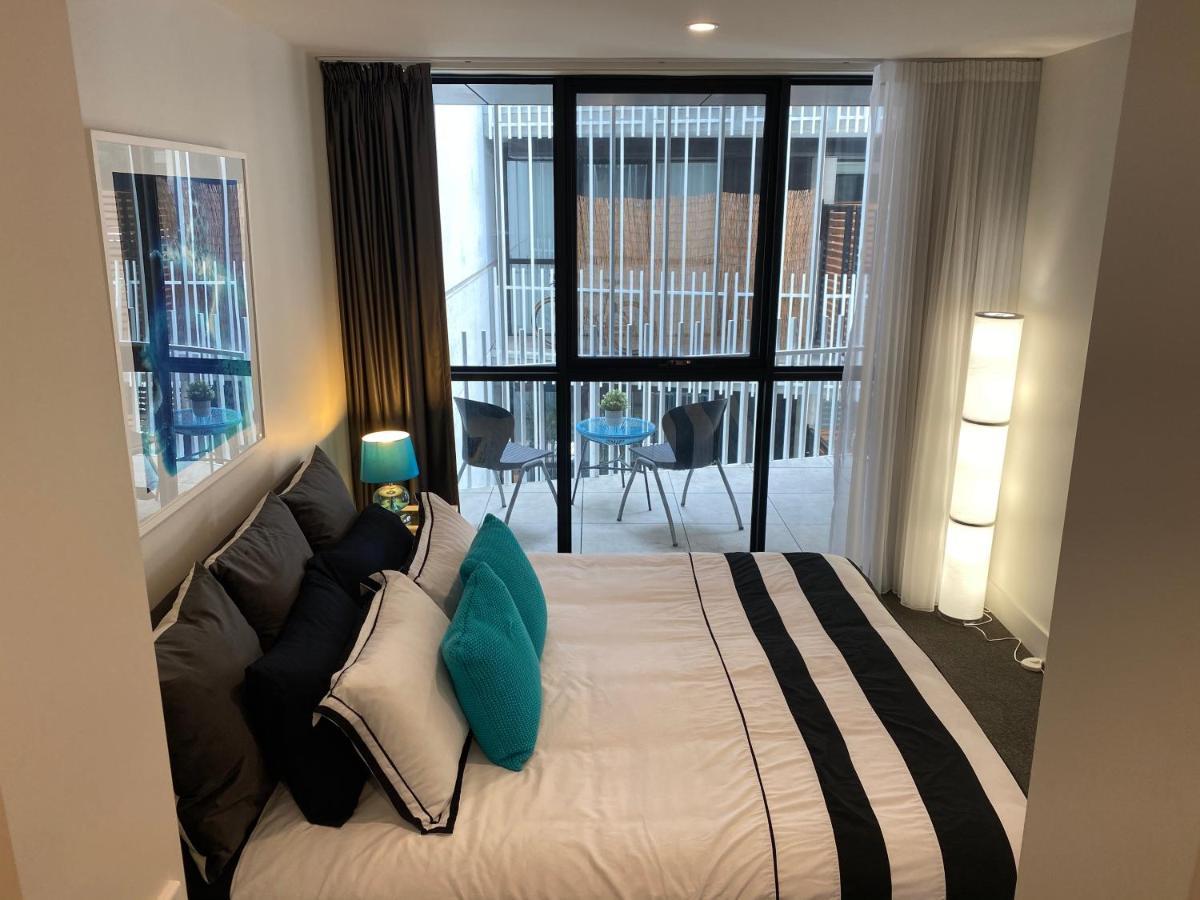 The Gallery Luxe 1 Bedroom Executive Apartment In The Heart Of Braddon Wine Secure Parking Wifi 캔버라 외부 사진