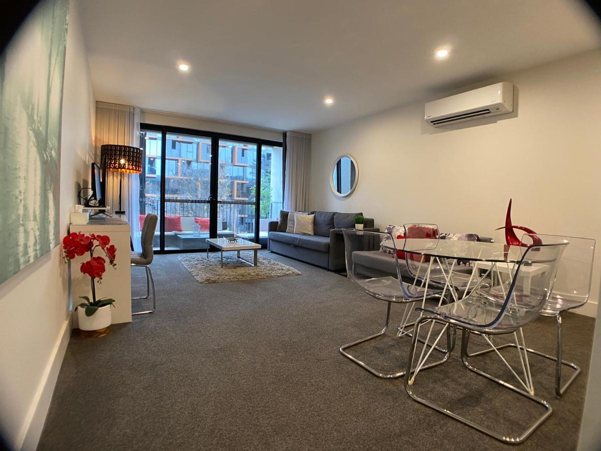 The Gallery Luxe 1 Bedroom Executive Apartment In The Heart Of Braddon Wine Secure Parking Wifi 캔버라 외부 사진